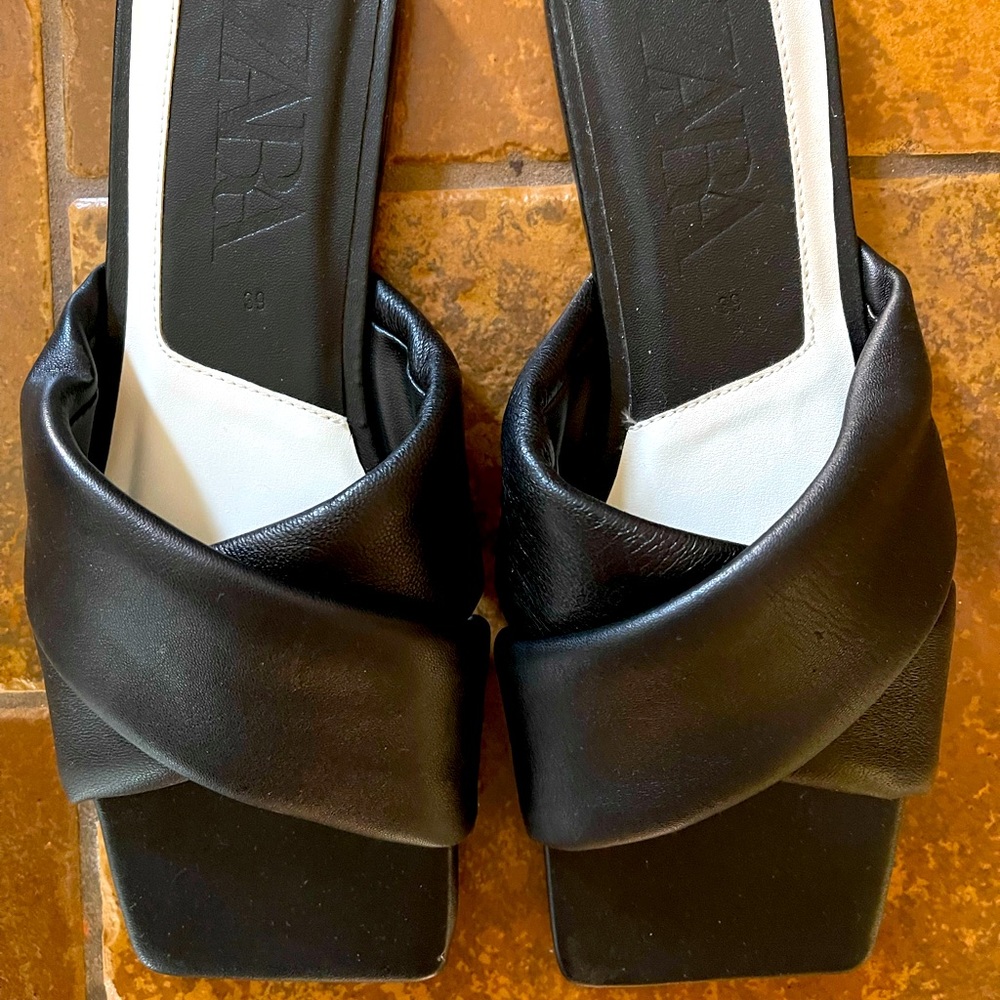 Zara leather padded slides, 39